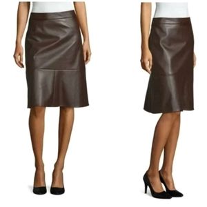 Sz 6 Liz Clairborne Career Pleather Skirt 🍂